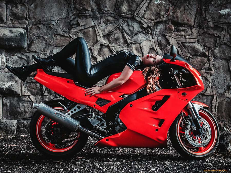 Beautiful girl Beautiful girls and motorcycles in Medan